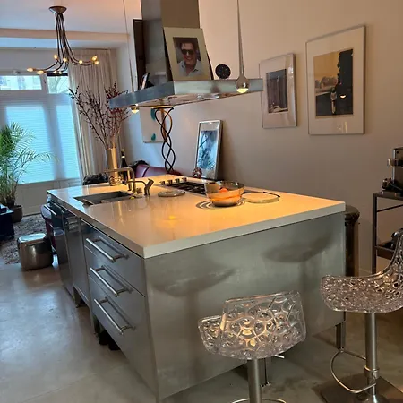 Quartier Museum Center